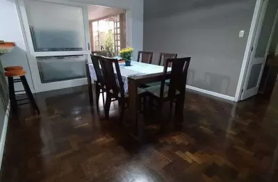 Apartamento com 3 quartos à venda na Rua Mucio Teixeira, Menino Deus, Porto Alegre