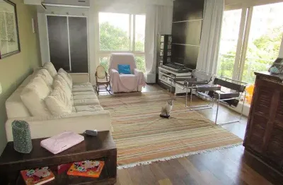 Apartamento com 3 quartos à venda na Avenida Mariland, Auxiliadora, Porto Alegre