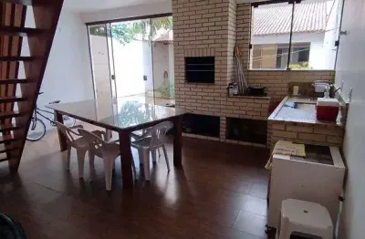 Casa com 2 quartos à venda na Rua Cezimbra Jaques, Medianeira, Porto Alegre