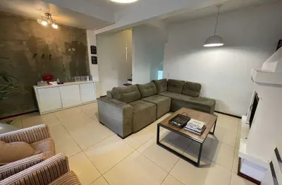 Casa com 3 quartos à venda na Rua Liberal, Tristeza, Porto Alegre