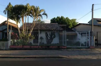 Casa com 3 quartos à venda na Rua Comendador Castro, Ipanema, Porto Alegre