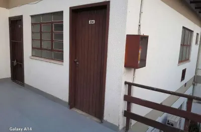 Sala comercial à venda na Avenida Wenceslau Escobar, Cristal, Porto Alegre