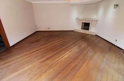 Casa com 3 quartos à venda na Rua Dona Ondina, Menino Deus, Porto Alegre