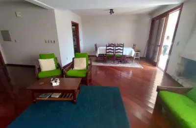 Casa com 3 quartos à venda na Rua Manoel Antônio de Magalhães, Menino Deus, Porto Alegre