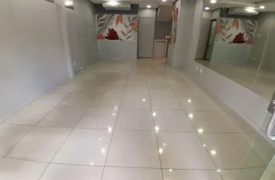 Ponto comercial para alugar na Avenida Getúlio Vargas, Menino Deus, Porto Alegre