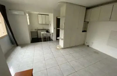 Kitnet / Stúdio à venda na Rua Dona Amélia, Menino Deus, Porto Alegre