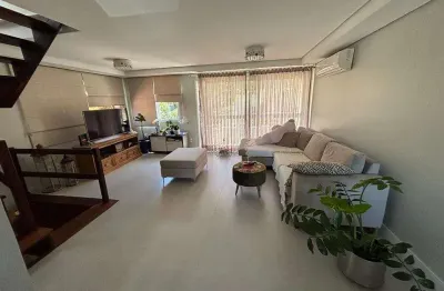 Casa com 3 quartos à venda na Avenida Coronel Marcos, Ipanema, Porto Alegre