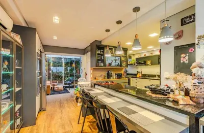 Casa com 3 quartos à venda na Avenida Coronel Marcos, Ipanema, Porto Alegre