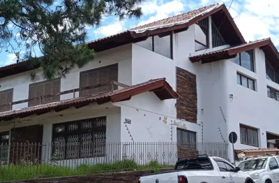 Casa com 5 quartos à venda na Rua Teixeira de Carvalho, Medianeira, Porto Alegre