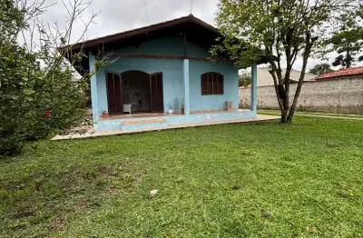 Casa com 3 quartos à venda na Rua Renato Nunes Ribas, 968, Centro, Pinhais