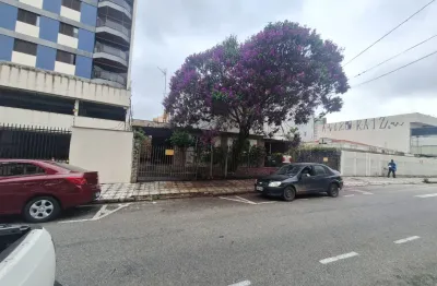 Casa  com 4 dormitórios no centro de Sorocaba com 260 m² de construção