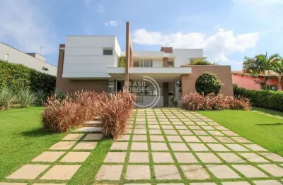 Sobrado no condomínio lago azul 500m² com 5 suites 1075m² de área total