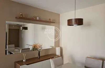 Apartamento mobiliado com 2 dormitórios (1 suíte), 2 vagas e varanda gourmet – evolution boa vista, próximo à prefeitura de sorocaba
