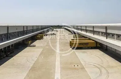 Galpão/Depósito/Armazém para locação com 3.900 m² em Duque de Caxias/RJ