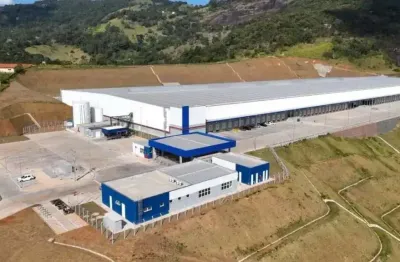 Galpão logístico 11.869m² na rodovia fernão dias, extrema -  mg