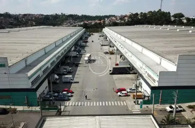 Galpão logístico/ armazém com 10.497 m² em embu das artes