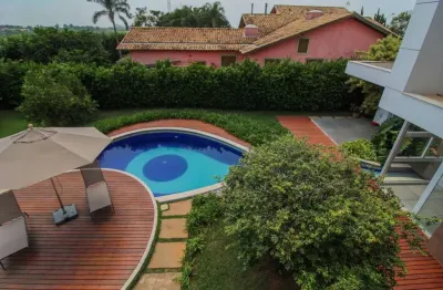 Sobrado no condomínio lago azul 500m² com 5 suites 1075m² de área total