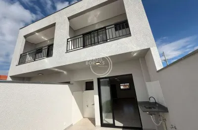 Casa com 77m² de construção em um terreno de 100 m² no Jardim Santa Cristina