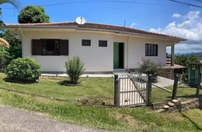 Casa com 3 quartos para alugar na Praia da Ferrugem, Garopaba 