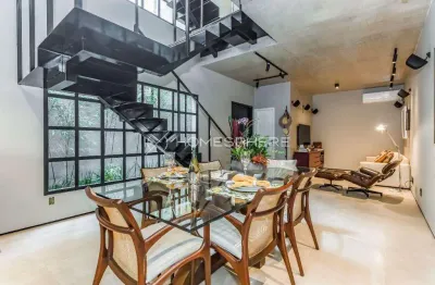 Casa à venda na rua bastos pereira - vila nova conceição. casa com 4 quartos, sendo 3 suítes, 290 m², piscina, espaço gourmet, home theater e 2 vagas. casas à venda em vila nova conceição, são paulo -