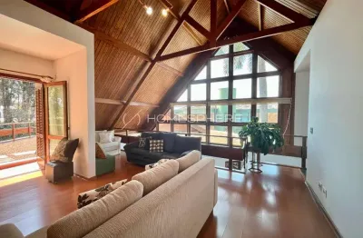 Casa semi plana de esquina  a venda em aldeia da serra com 4 quartos, piscina e jardim