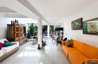 Linda casa com 391 m² jardim amplo, 4 quartos sendo 4 suítes à venda no bairro campo belo.