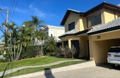 Casa de condomínio com 460 m², 4 quartos sendo 4 suítes à venda no bairro alphaville.