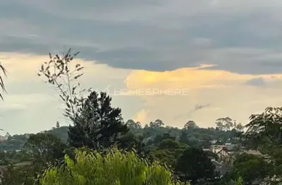 Terreno em condomínio com 452 m²,  à venda em aldeia da serra.