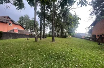 Terreno em condomínio com 1005 m²,  à venda em aldeia da serra.