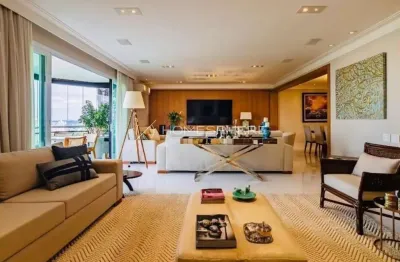 Apartamento 4 suítes e 3 vagas ao lado da chapel school!