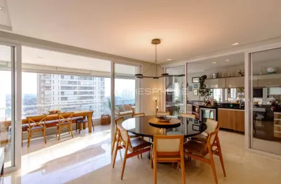 Apartamento com 233.0 m², à venda no bairro campo belo.