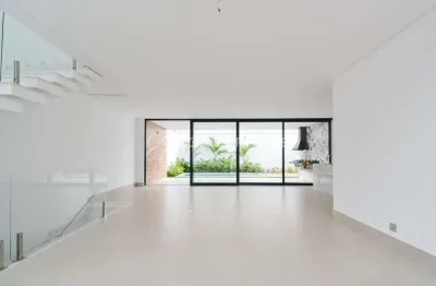 Casa com 331 m², 3 quartos sendo 3 suítes à venda no bairro indianópolis.