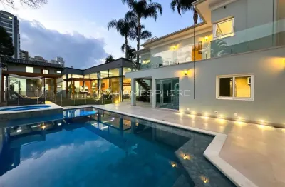 Casa totalmente reformada, 500 m²,  5 suítes, 6 vagas, à venda no campo belo, são paulo.