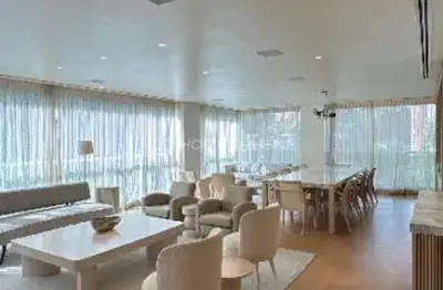 Apartamento com 3 suítes no condomínio paramount ibirapuera.