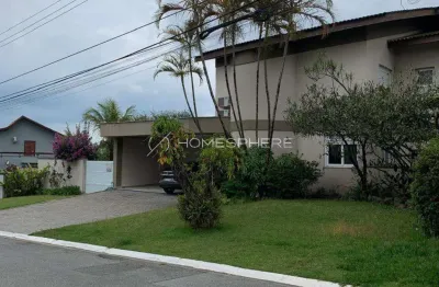 Casa à venda no residencial 3 alphaville com 4 suítes, piscina e área gourmet