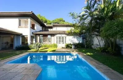 Casa com 488 m², 4 quartos sendo 4 suítes à venda no bairro jardim guedala.