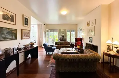 Casa com 4 quartos à venda no Pacaembu, São Paulo 