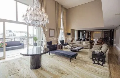 Duplex com 634 m², 6 quartos sendo 6 suítes à venda no bairro Vila Nova Conceição.