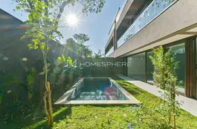 Condomínio Casa Flora Badra Rua Regina Badra, 1013 - Jardim dos Estados. Casa à venda em condomínio fechado com 620 m², 4 suítes, jardim com piscina, rooftop e 5 vagas