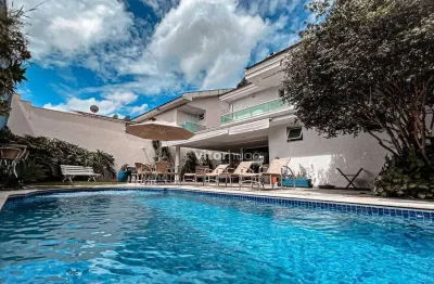 Casa com 3 quartos à venda no Jardins Roma, Uberlândia 
