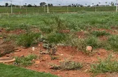 Terreno em condomínio fechado à venda no Granja Marileusa, Uberlândia 
