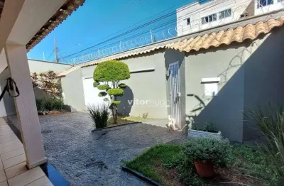 Casa com 5 quartos à venda em Carajás, Uberlândia 