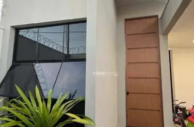 Casa com 4 quartos à venda no Novo Mundo, Uberlândia 