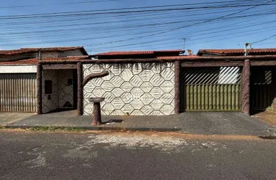 Casa em condomínio fechado com 4 quartos à venda no Planalto, Uberlândia 