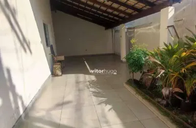Casa com 3 quartos à venda no Santa Mônica, Uberlândia 