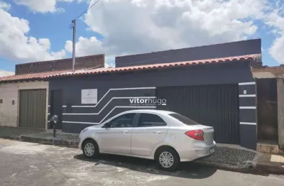Casa com 3 quartos à venda no Luizote de Freitas, Uberlândia 