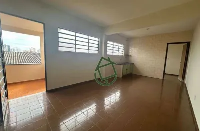 Casa com 3 dormitórios para alugar com armário, no Centro de Araraquara, com 220 m² por R$ 1.900/mês - Centro - Araraquara/SP