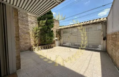 Casa com 5 quartos à venda na Rua Santo Anselmo, 173, Vila Paiva, São Paulo