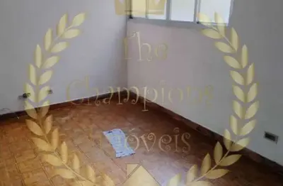 Casa com 2 quartos para alugar na Rua Damiana da Cunha, 106, Santa Teresinha, São Paulo