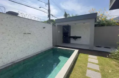 Casa de condomínio 3 suítes com piscina e espaço gourmet – vargem pequena, rj